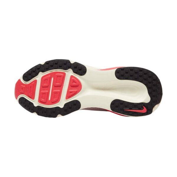 Nike Vomero 18 Platinum Tint/ Siren Red Nike Vomero 18 Platinum Tint/ Siren Red | STYLO