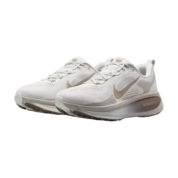 Nike Vomero 18 Road Running Shoes Light Bone/Phantom | STYLO