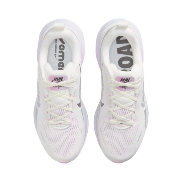 Nike Vomero 18 Road Running Shoes Sail Doll Beyond Pink/Metallic Silver | STYLO