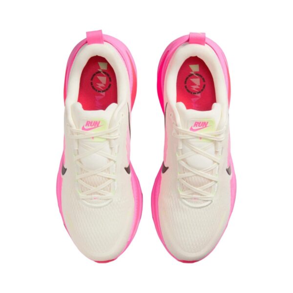 Nike Vomero 18 Road Running Shoes Sail Hyper Pink Nike Vomero 18 Road Running Shoes Sail Hyper Pink | STYLO
