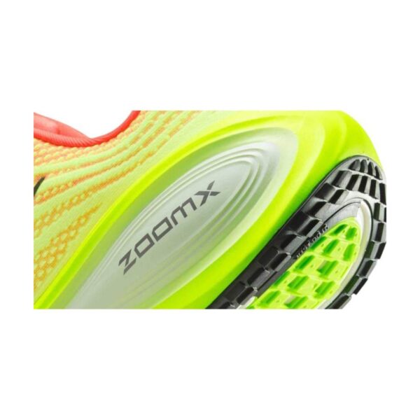 Nike Vomero Plus Bright Mango Green | STYLO
