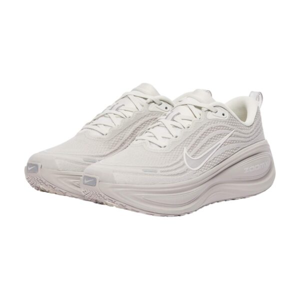 Nike Vomero Plus Light Bone Nike Vomero Plus Light Bone | STYLO
