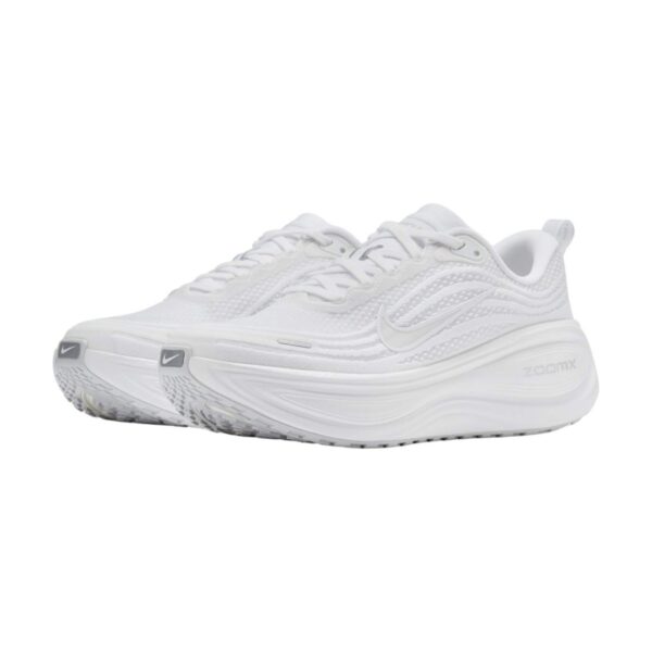 Nike Vomero Plus White | STYLO