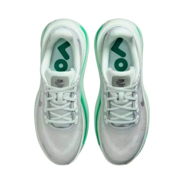 Nike Vomero Premium Barely Green/Light Silver Nike Vomero Premium Barely Green/Light Silver | STYLO