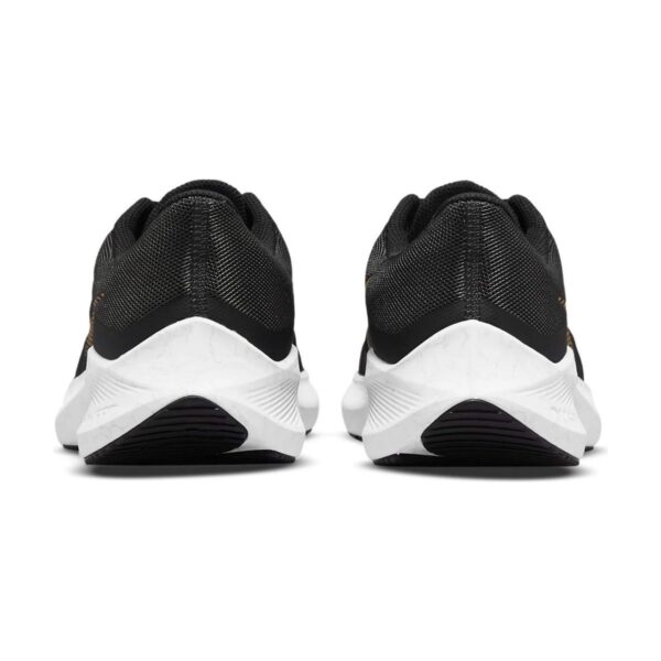 Nike Winflo 8 Black Metallic Gold | STYLO