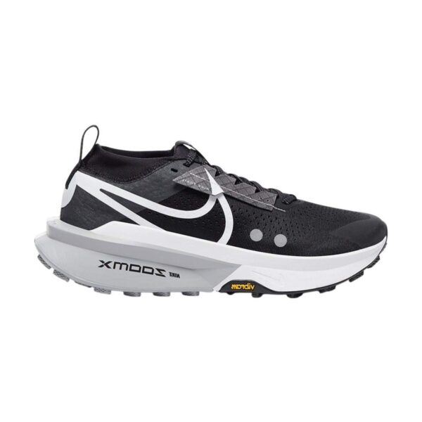 Nike Zegama Trail 2 Black/White | STYLO