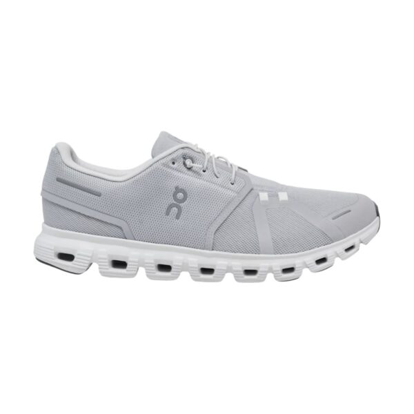 On Cloud 6 Running Shoes Glacier/White | STYLO