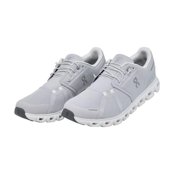 On Cloud 6 Running Shoes Glacier/White | STYLO