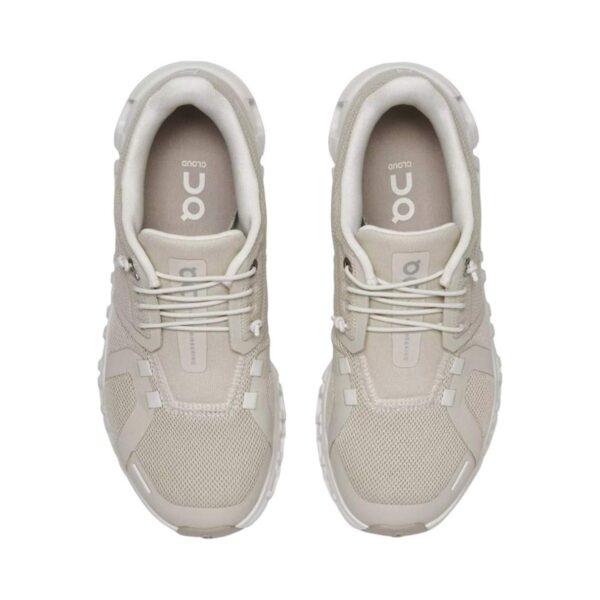 On Cloud 6 Running Shoes Pearl/White | STYLO