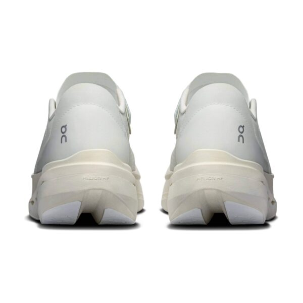 On Cloudboom Volt PAF White/Gale | STYLO