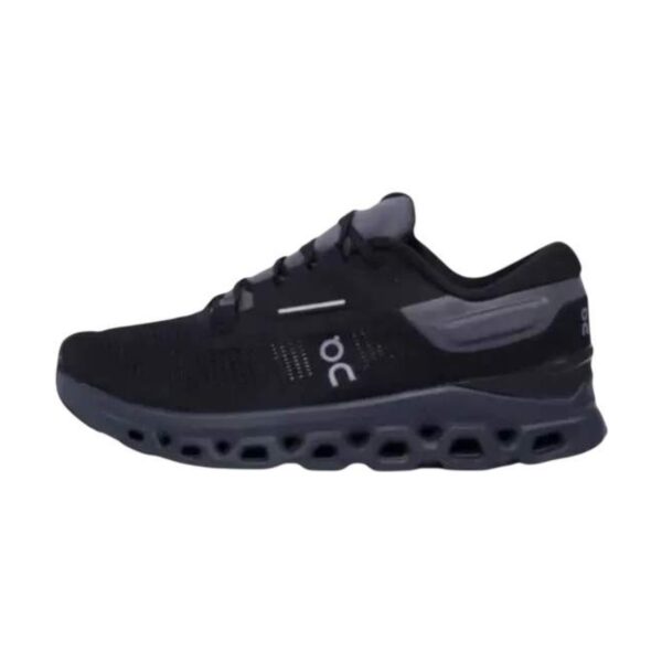 On Cloudstratus 3 Black/Grey On Cloudstratus 3 Black/Grey | STYLO