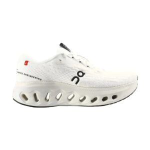 On Cloudsurfer White | STYLO