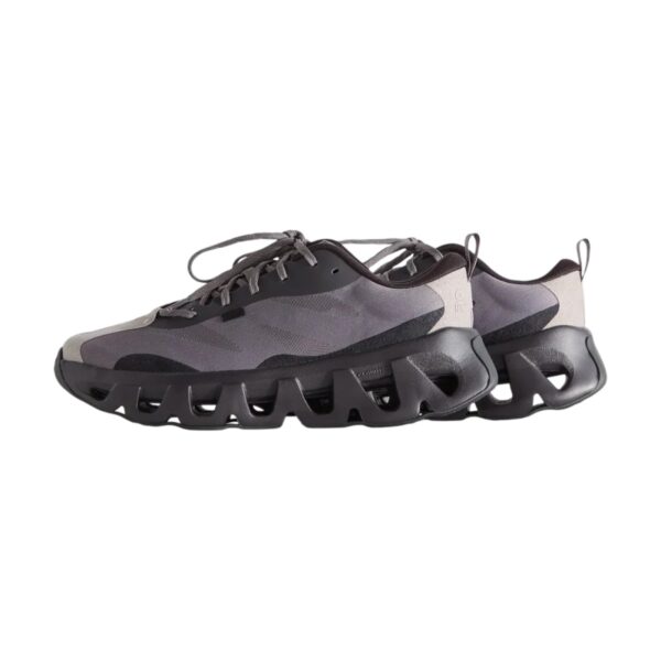 On Running K-Tech 1 Kith Shark/Ox | STYLO