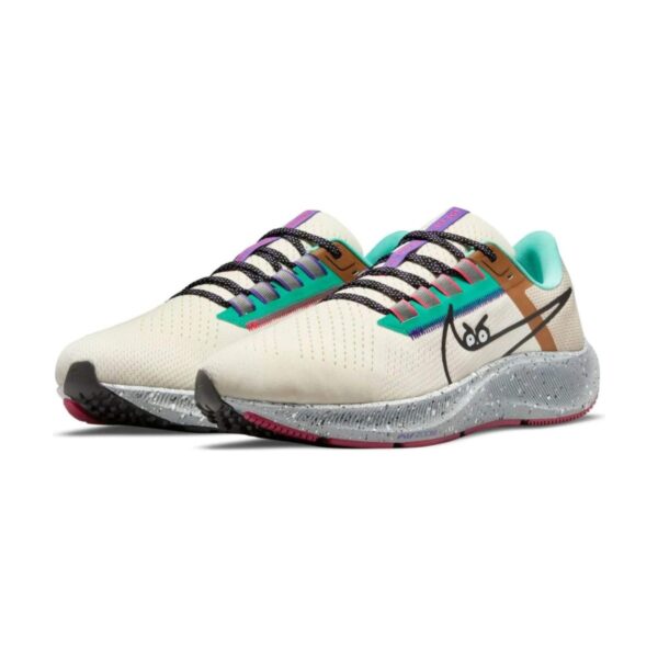Pegasus 38 Running Club – Sail | STYLO