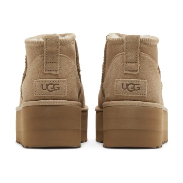 UGG Classic Ultra Mini Platform Sand | STYLO